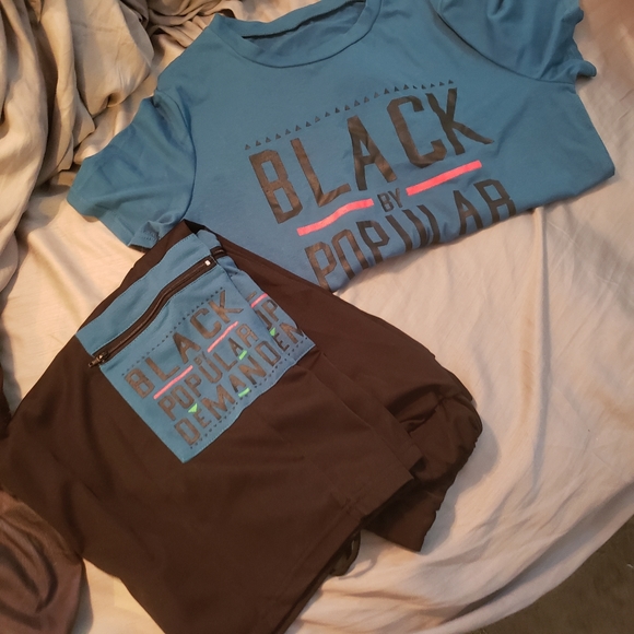 A Shorts Set - Picture 1 of 1